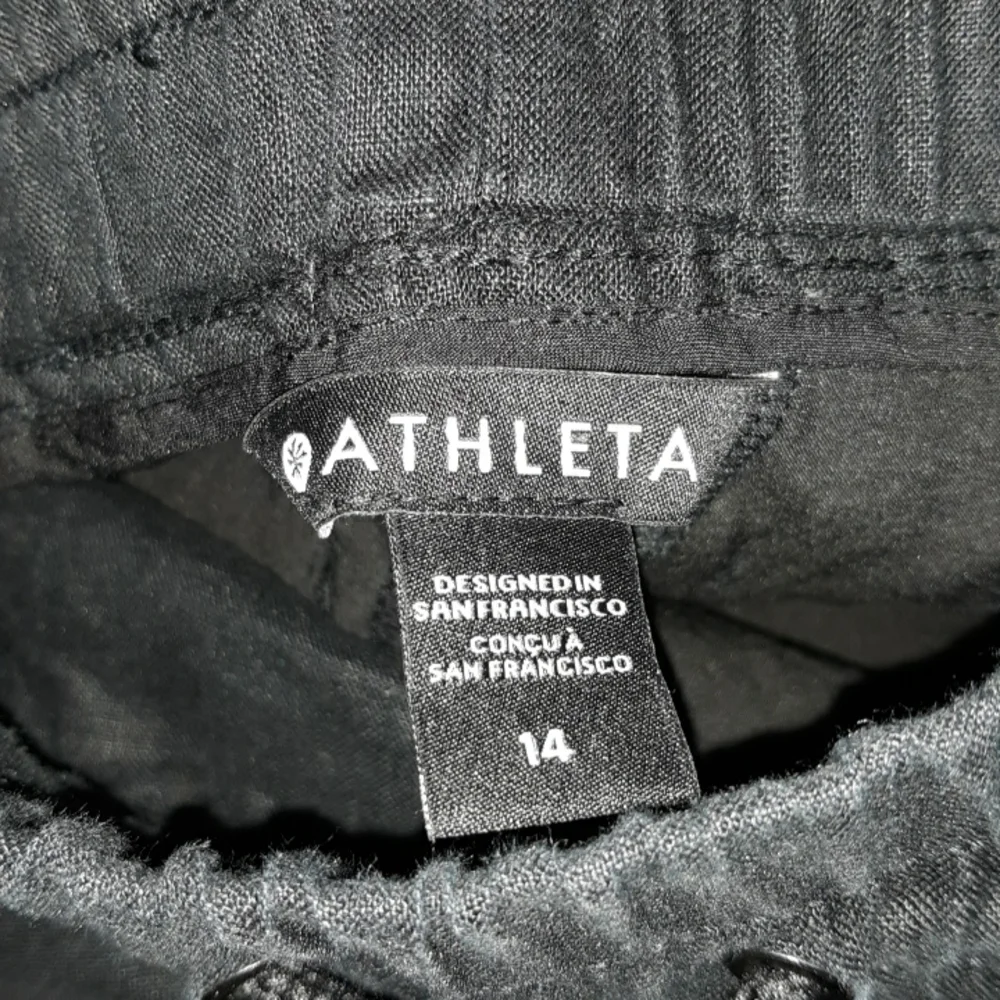 Athleta 